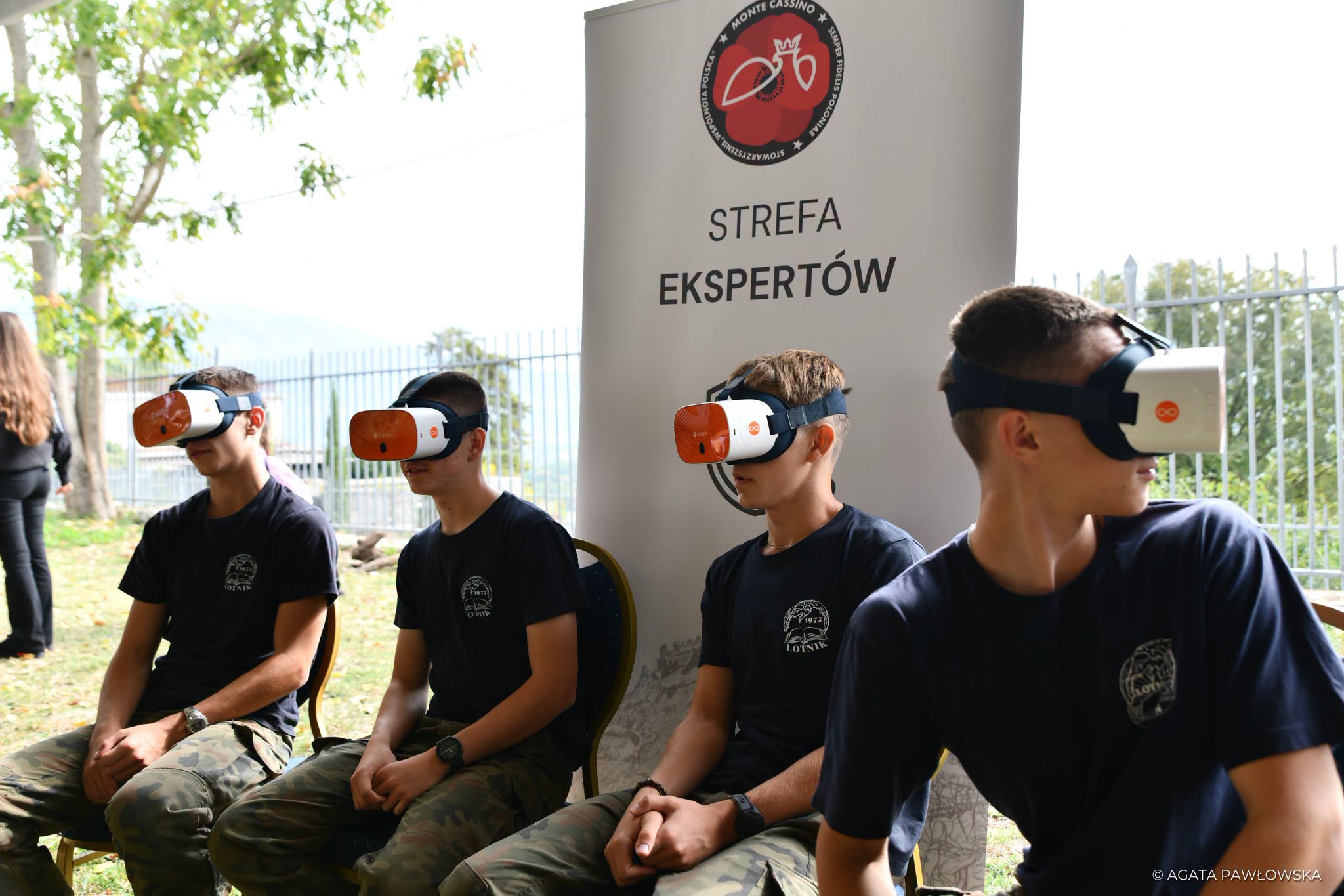 Młodzież w Strefie Ekspertów i warsztatach VR